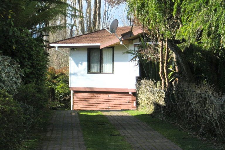 Photo of property in 35 Nisbet Terrace, Kinloch, Taupo, 3377