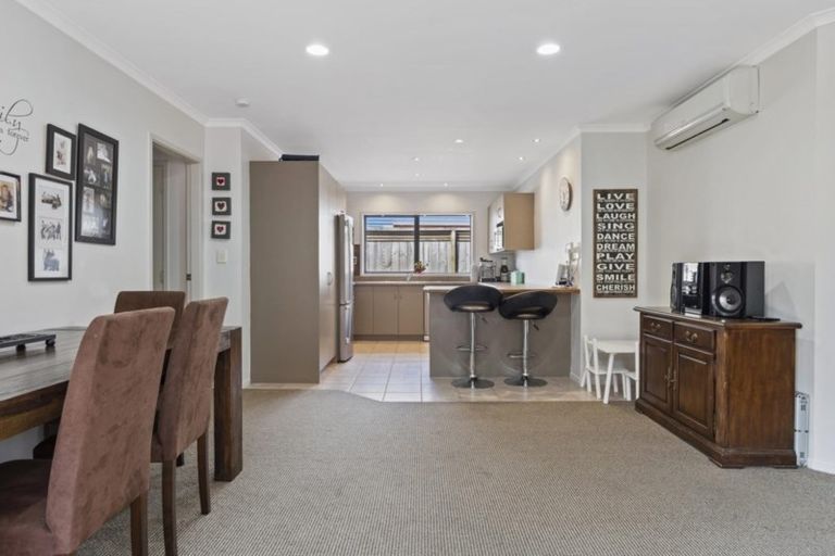 Photo of property in 45 Lisa Place, Brookfield, Tauranga, 3110