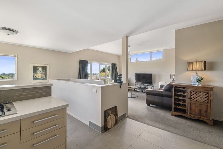 Photo of property in 103 Winara Avenue, Waikanae, 5036