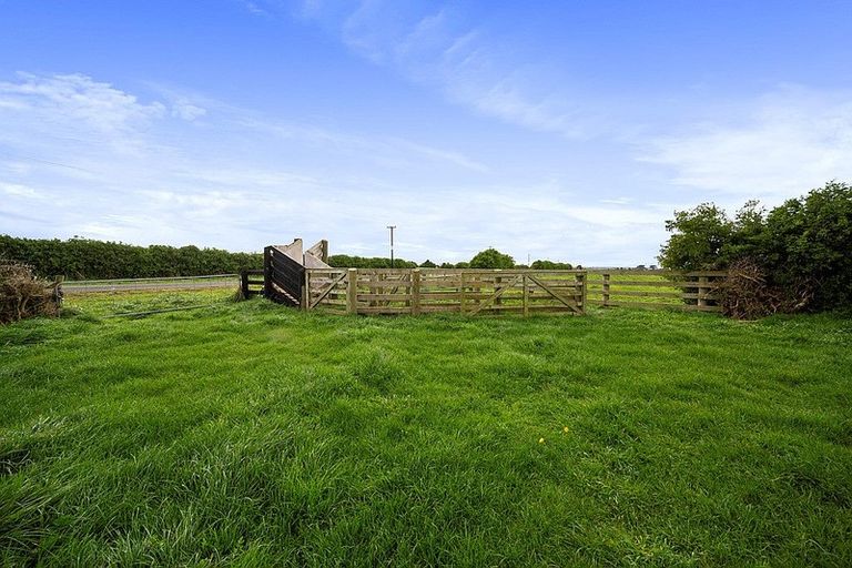 Photo of property in 405 Normanby Road, Okaiawa, Hawera, 4671