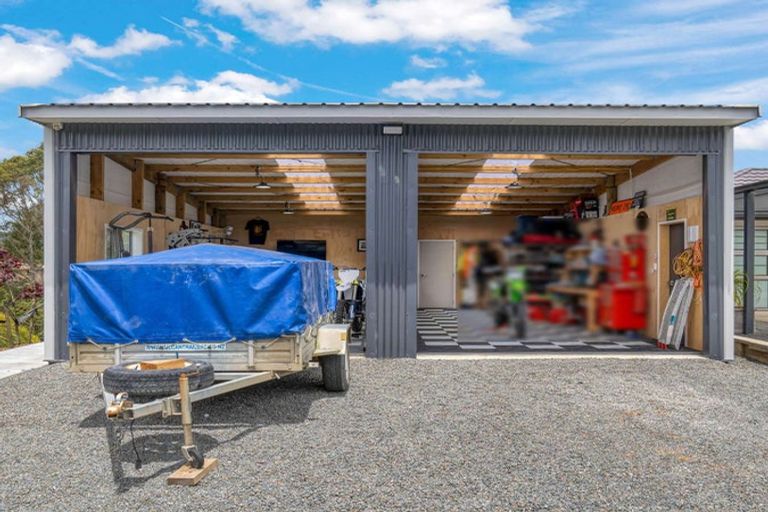 Photo of property in 306a Inland Road, Helensville, 0875