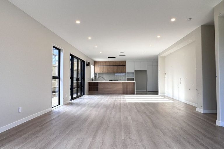 Photo of property in 19 Wagyu Lane, Karaka, 2580