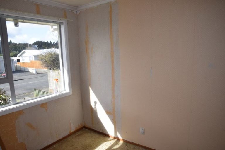 Photo of property in 75 Mcquarrie Street, Kingswell, Invercargill, 9812