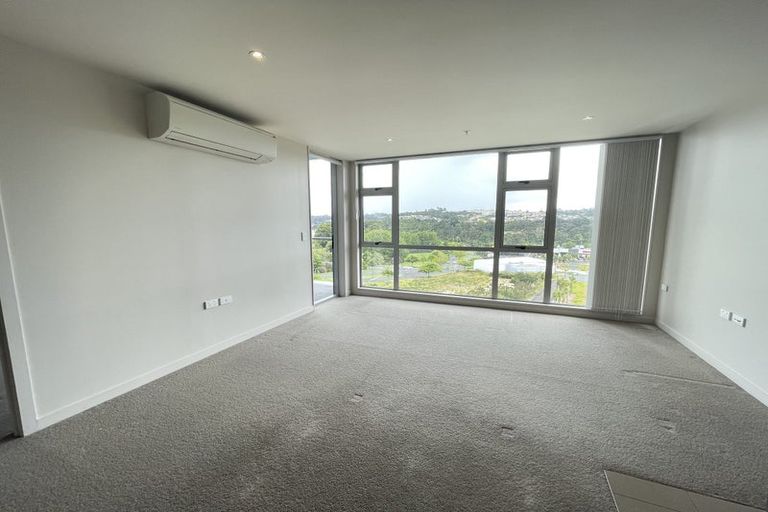 Photo of property in 604/27 Don Mckinnon Drive, Albany, Auckland, 0632