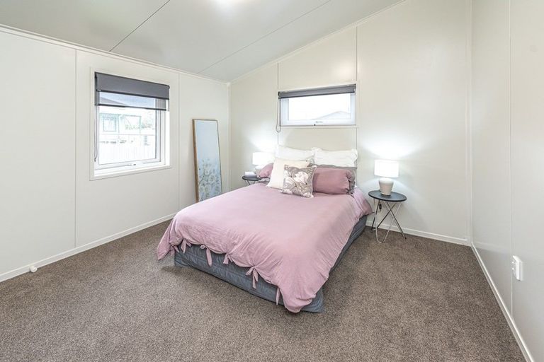 Photo of property in 10 Karaka Street, Castlecliff, Whanganui, 4501