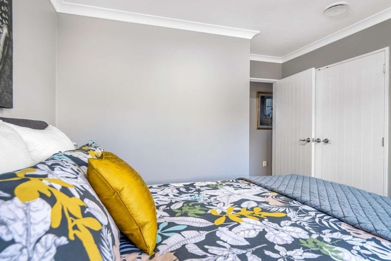 Photo of property in 19a Kawaha Point Road, Fairy Springs, Rotorua, 3015