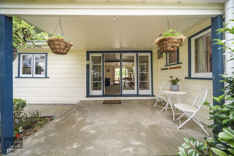 Photo of property in 27 Highfield Road, Feilding, 4702