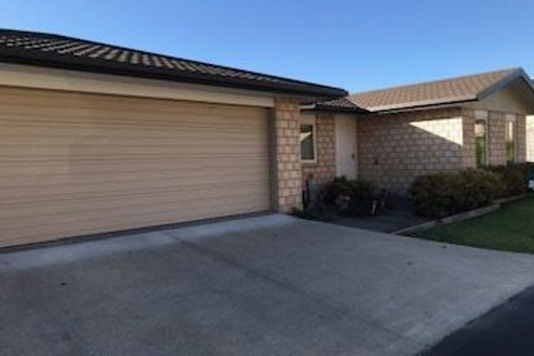Photo of property in 16/19 Glencarron Place, Bethlehem, Tauranga, 3110