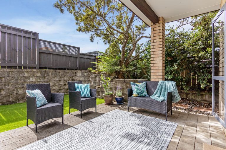 Photo of property in 140 Wellington Street, Howick, Auckland, 2014