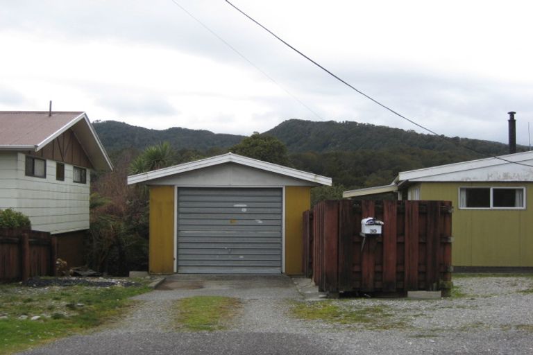 Photo of property in 30 Ballance Street, Runanga, 7803