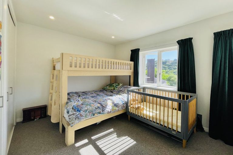 Photo of property in 12 View Road, Houghton Bay, Wellington, 6023