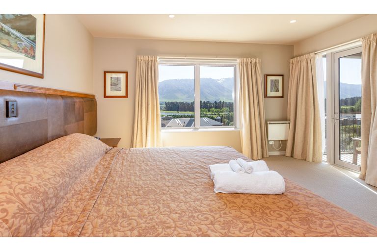 Photo of property in 623 Coleridge Road, Windwhistle, Hororata, 7572