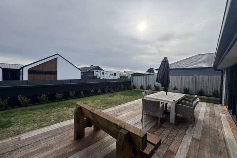 Photo of property in 6 Blackhill Place, Halswell, Christchurch, 8025