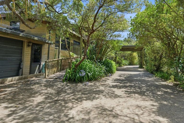 Photo of property in Twin Waters Lodge, 30 Totara Avenue, Collingwood, 7073