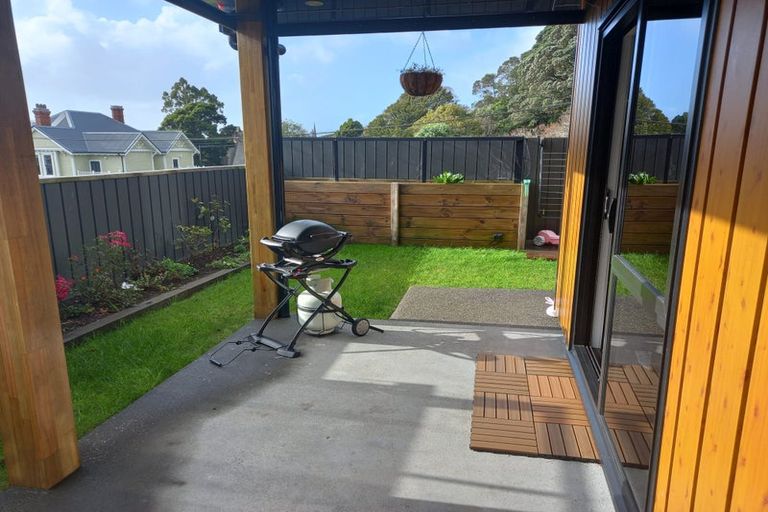 Photo of property in 1/20 Fulford Street, New Plymouth, 4310