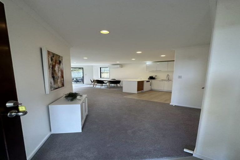 Photo of property in 45 Kittiwake Drive, Schnapper Rock, Auckland, 0632