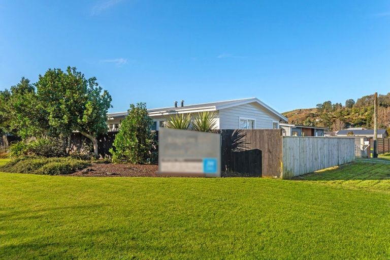 Photo of property in 24 Matthews Road, Tamarau, Gisborne, 4010