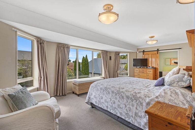 Photo of property in 137 Centaurus Road, Saint Martins, Christchurch, 8022