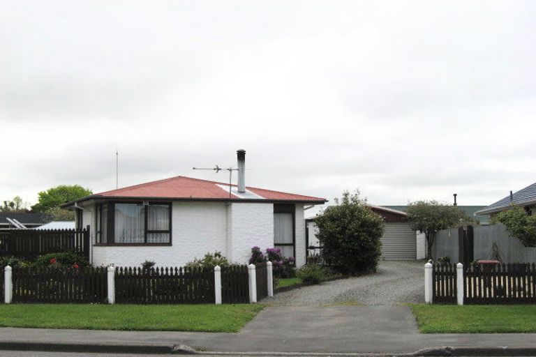 Photo of property in 16 Sneyd Street, Kaiapoi, 7630