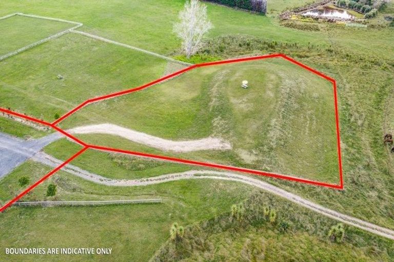 Photo of property in 148 Monument Road, Clevedon, 2582