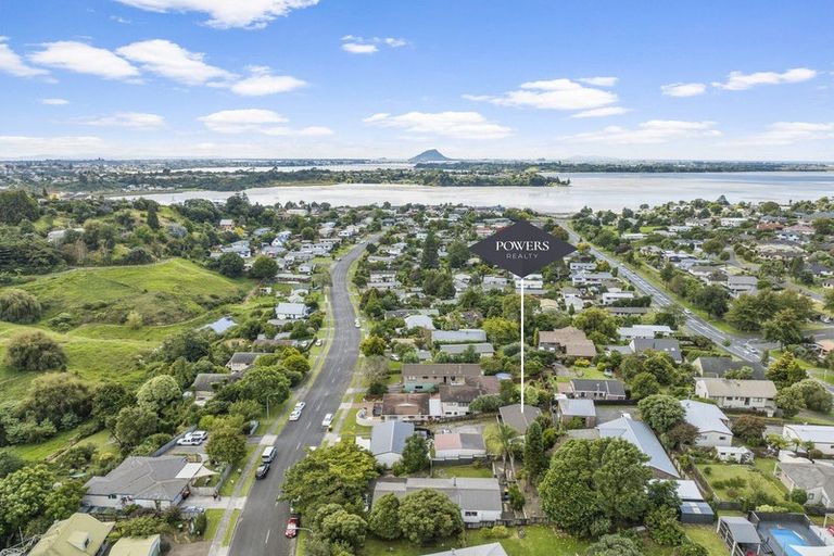Photo of property in 74b Resolution Road, Welcome Bay, Tauranga, 3112