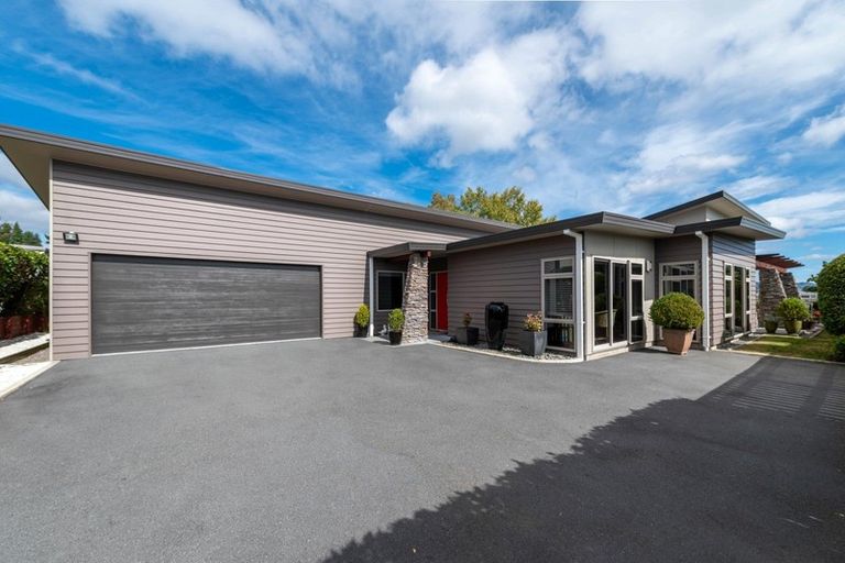 Photo of property in 10b Larcy Road, Lynmore, Rotorua, 3010