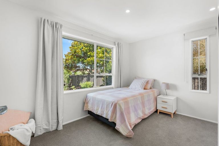 Photo of property in 34 De Havilland Street, Hornby, Christchurch, 8042