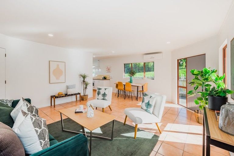 Photo of property in 76 Hinemoa Street, Paraparaumu, 5032