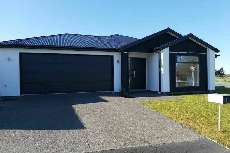 Photo of property in 2 Borderdale Street, Belfast, Christchurch, 8051