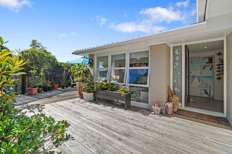 Photo of property in 21 Howe Street, Howick, Auckland, 2014