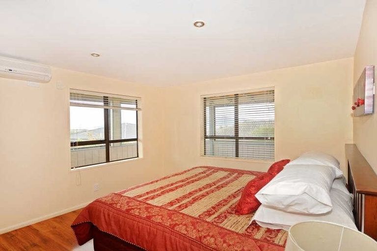 Photo of property in 119 Queens Road, Waikanae Beach, Waikanae, 5036