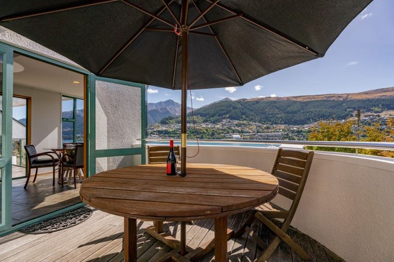Photo of property in 415 Peninsula Road, Kelvin Heights, Queenstown, 9300