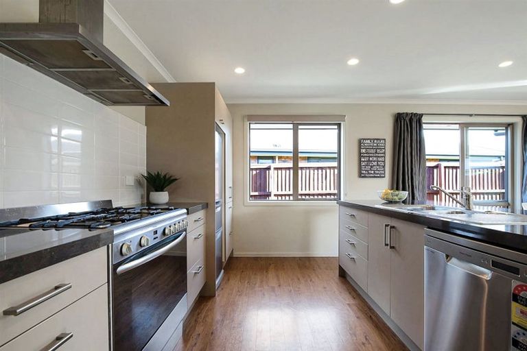 Photo of property in 14 Globe Bay Drive, Templeton, Christchurch, 8042