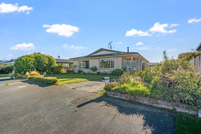 Photo of property in 96 Gladstone Terrace, Gladstone, Invercargill, 9810