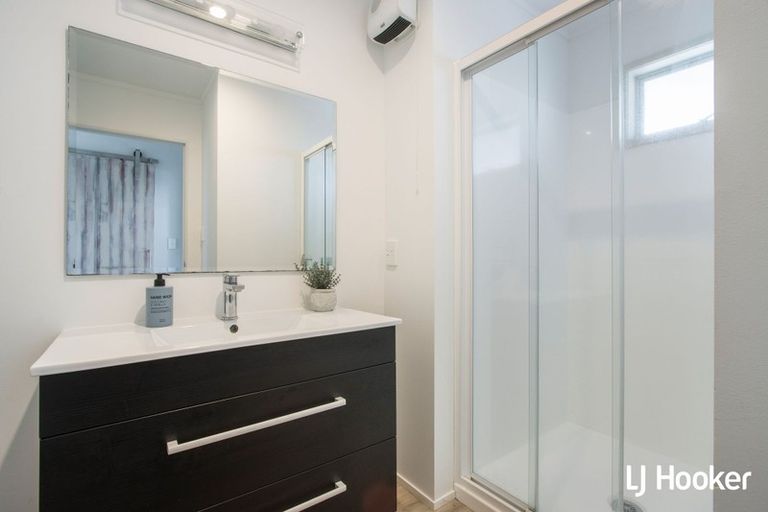 Photo of property in 4 Hereford Place, Waihi Beach, 3611