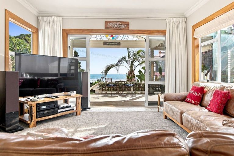 Photo of property in 42 Octavius Place, New Plymouth, 4312