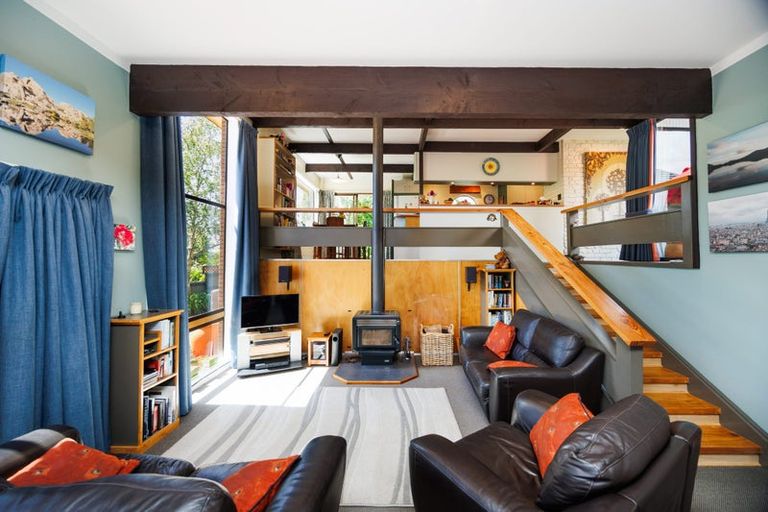 Photo of property in 101 Clifton Terrace, Fitzherbert, Palmerston North, 4410