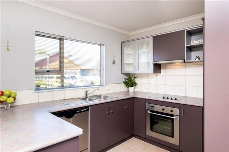 Photo of property in Parkvale Estate, 1232/10 Howard Street, Parkvale, Hastings, 4122