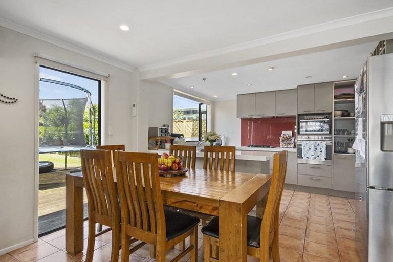 Photo of property in 34 Matua Road, Huapai, Kumeu, 0810