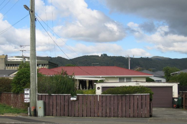 Photo of property in 16 Granville Street, Silverstream, Upper Hutt, 5019