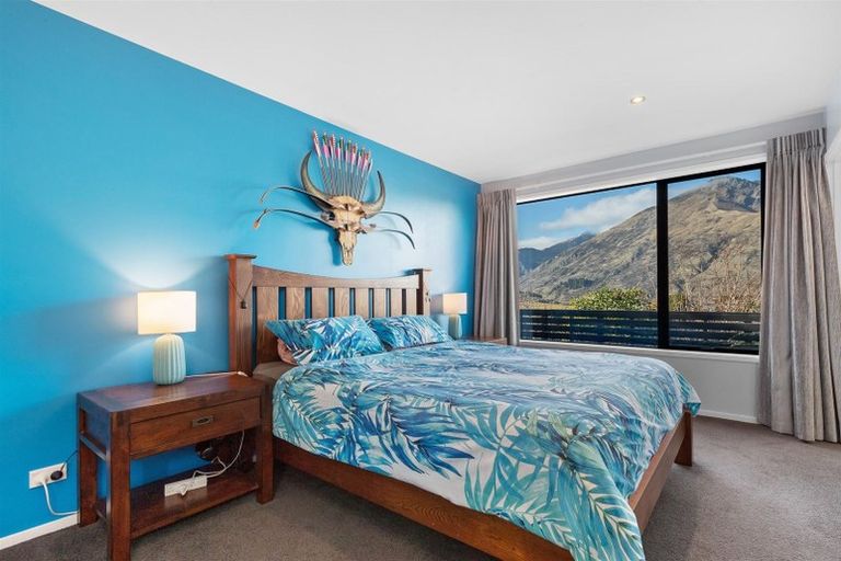 Photo of property in 6 Batsford Lane, Lower Shotover, Queenstown, 9371