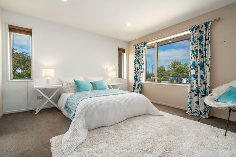 Photo of property in 27 Dryden Avenue, Rolleston, 7614