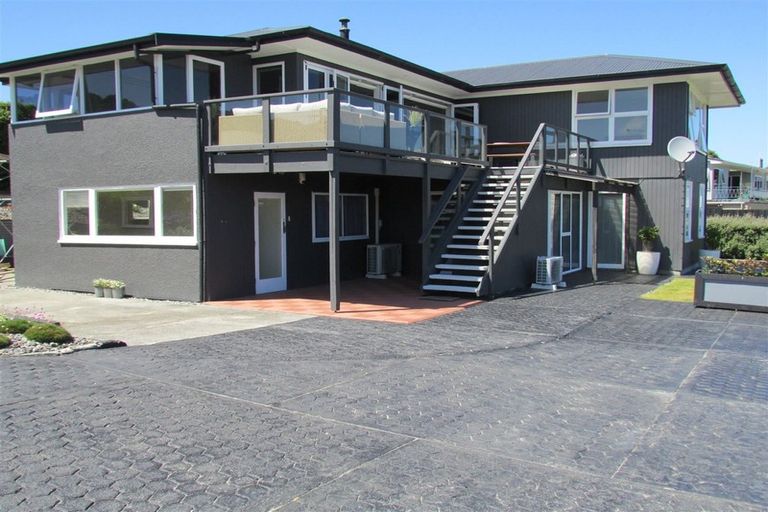 Photo of property in 100 Main South Road, Karoro, Greymouth, 7805