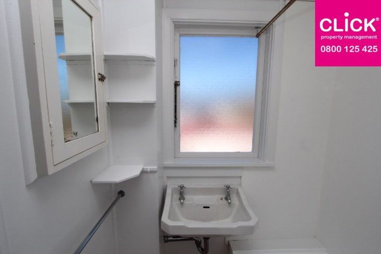 Photo of property in 60 Murray Street, Kew, Dunedin, 9012