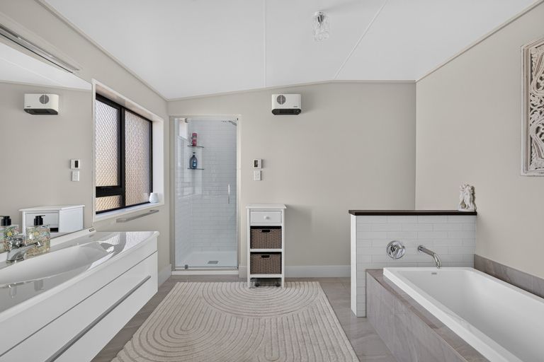 Photo of property in 33 Kamaka Crescent, Bridge Hill, Alexandra, 9320