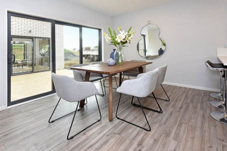 Photo of property in 7c Mcquoids Road, Flat Bush, Auckland, 2019
