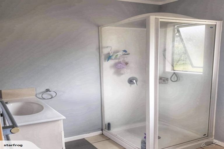 Photo of property in 32 Nassau Avenue, Grenada North, Wellington, 5028