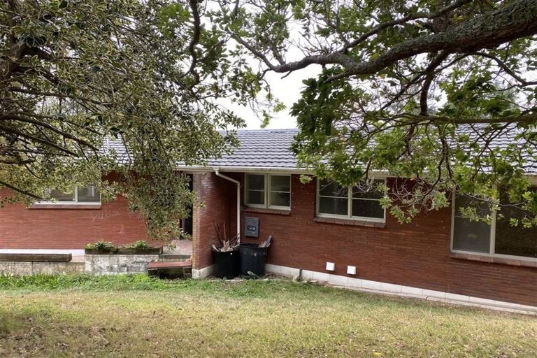 Photo of property in 80 Point View Drive, East Tamaki Heights, Auckland, 2016