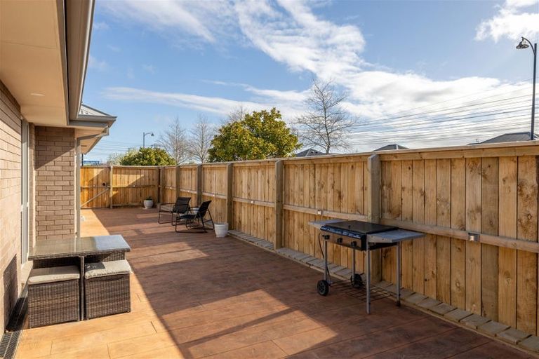 Photo of property in 46 Little Oaks Drive, Yaldhurst, Christchurch, 8042