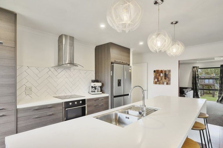 Photo of property in 13 Lancewood Way, Rangiora, 7400